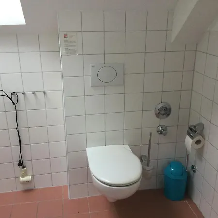 アパート Schoene Mit Kamin *