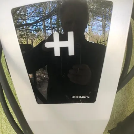 アパート Schoene Mit Kamin